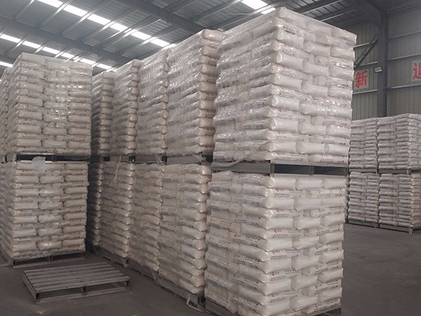 輕質(zhì)抹灰石膏用什么方法能夠防止開裂？